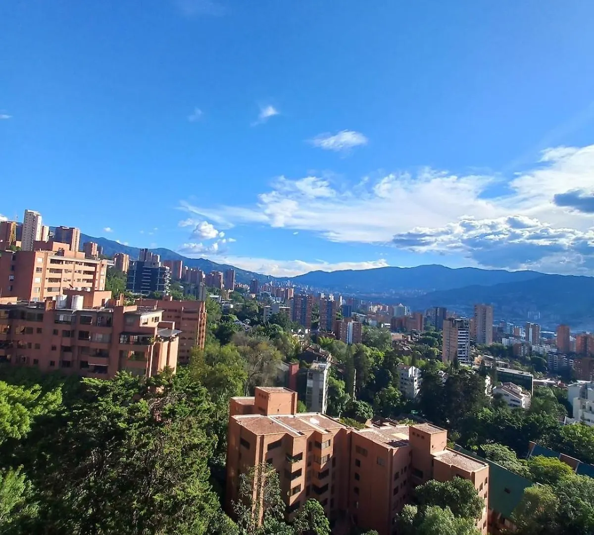 Amazing View - Poblado Apartment Medellin
